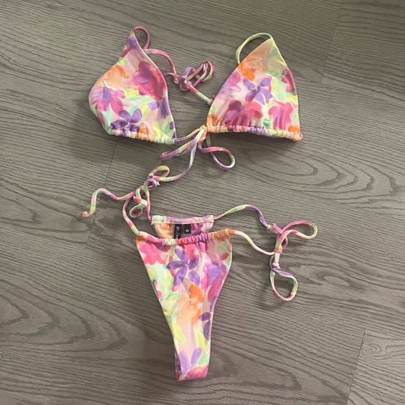 FL&L bikini - Picture 1 of 1